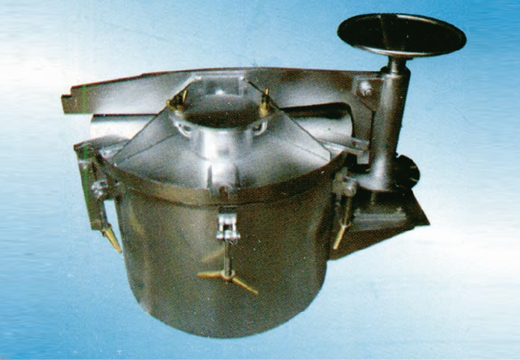 Oil tight hatch cover